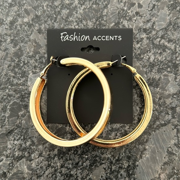 FWP NWT FASHION ACCENTS GOLD TONED FASHION JEWELRY HOOP EARRINGS - Picture 1 of 4